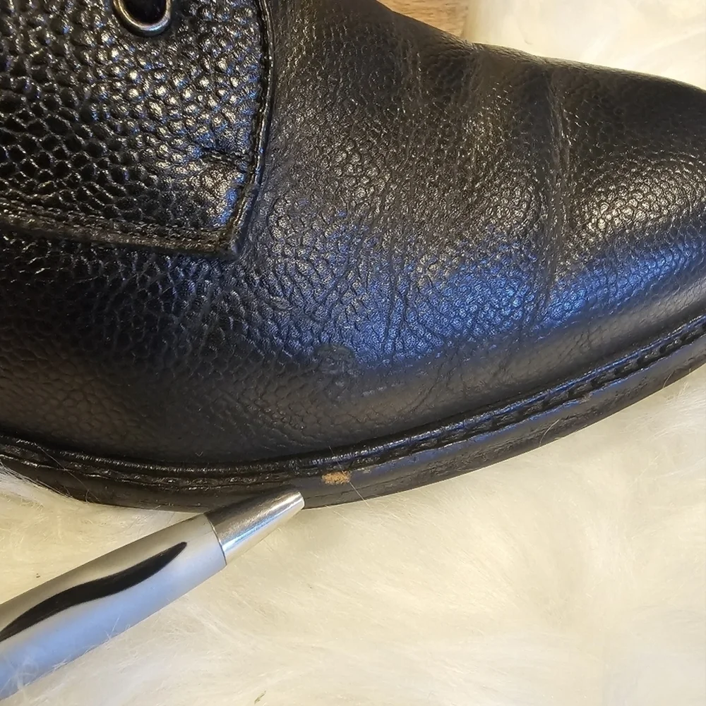 Salvatore Ferragamo Laceup Pebbled Leather Oxford Dress Shoes Size 9.5